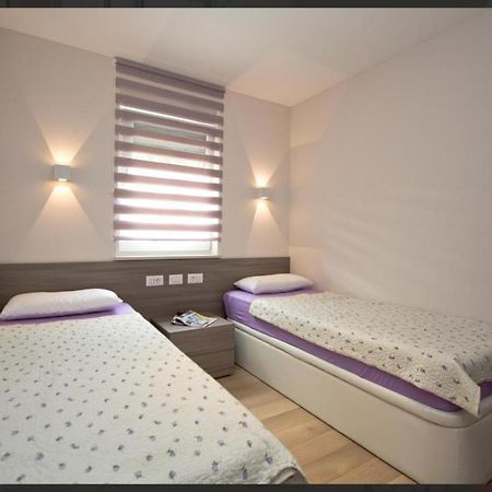 Adria Apartments Пореч Экстерьер фото